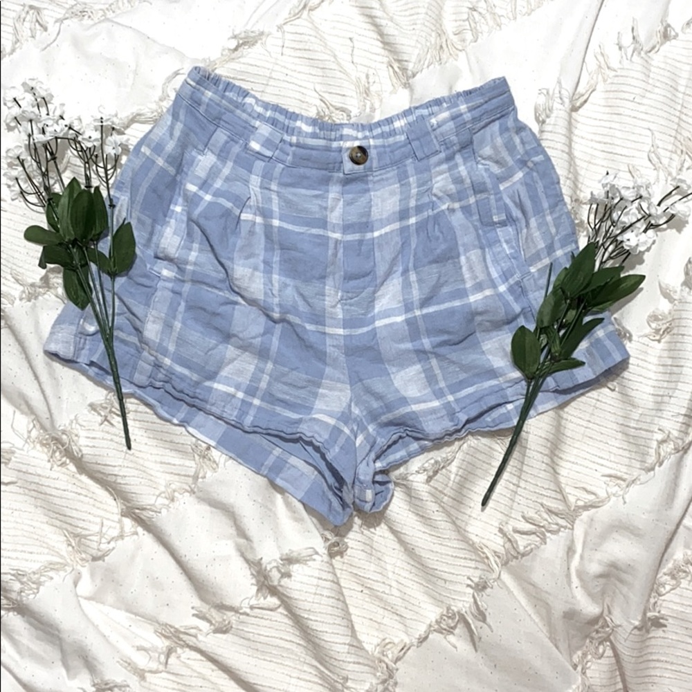 Plaid high waisted shorts